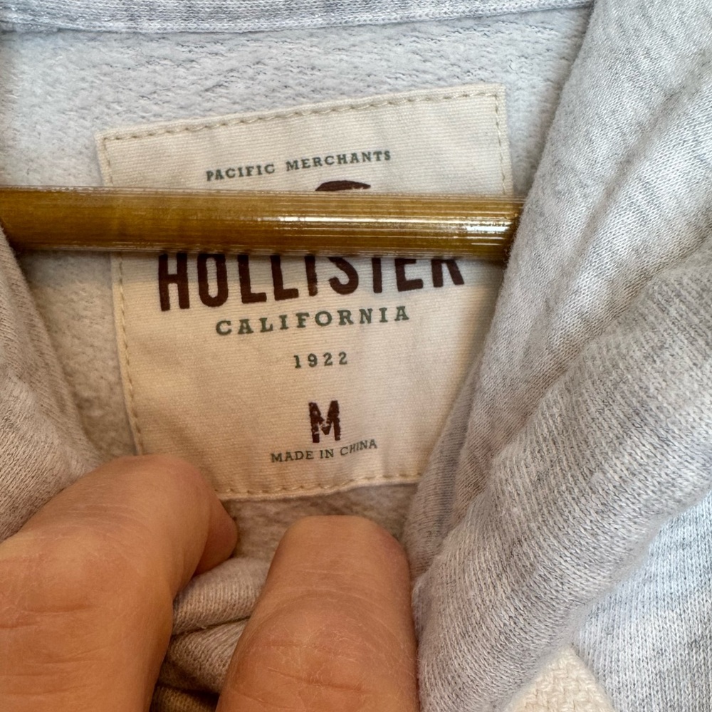 HOLLISTER Gray and Pink Ombre Hoodie - Picture 7 of 8